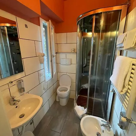 La Torricella Hotell 2*